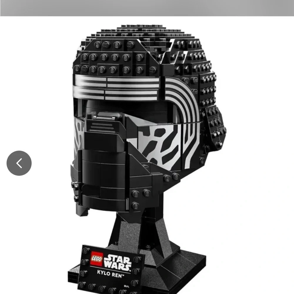 LEGO Star Wars (75415) Kylo Ren Helmet Collection 529Pieces 18+ NIB